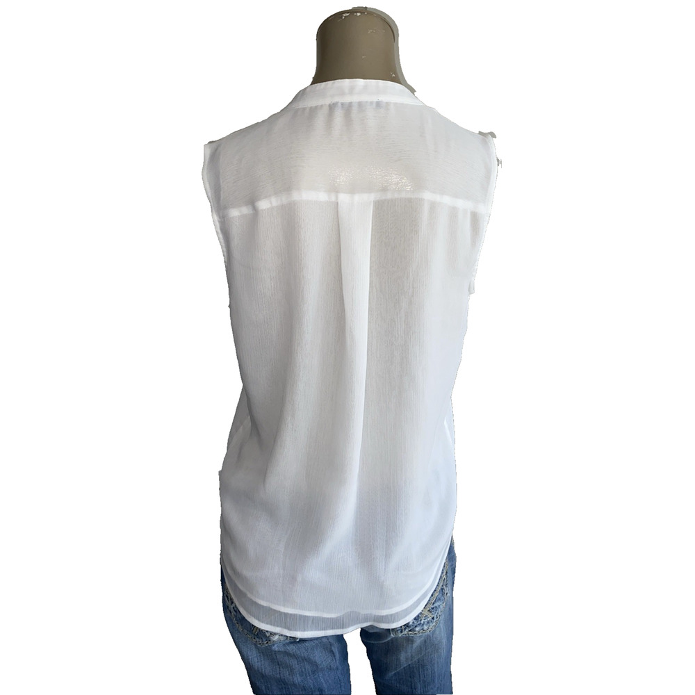 Tommy Hilfiger Blouse Top Women Medium White Ruffle Front V-Neck Costal Preppy - Picture 4 of 8